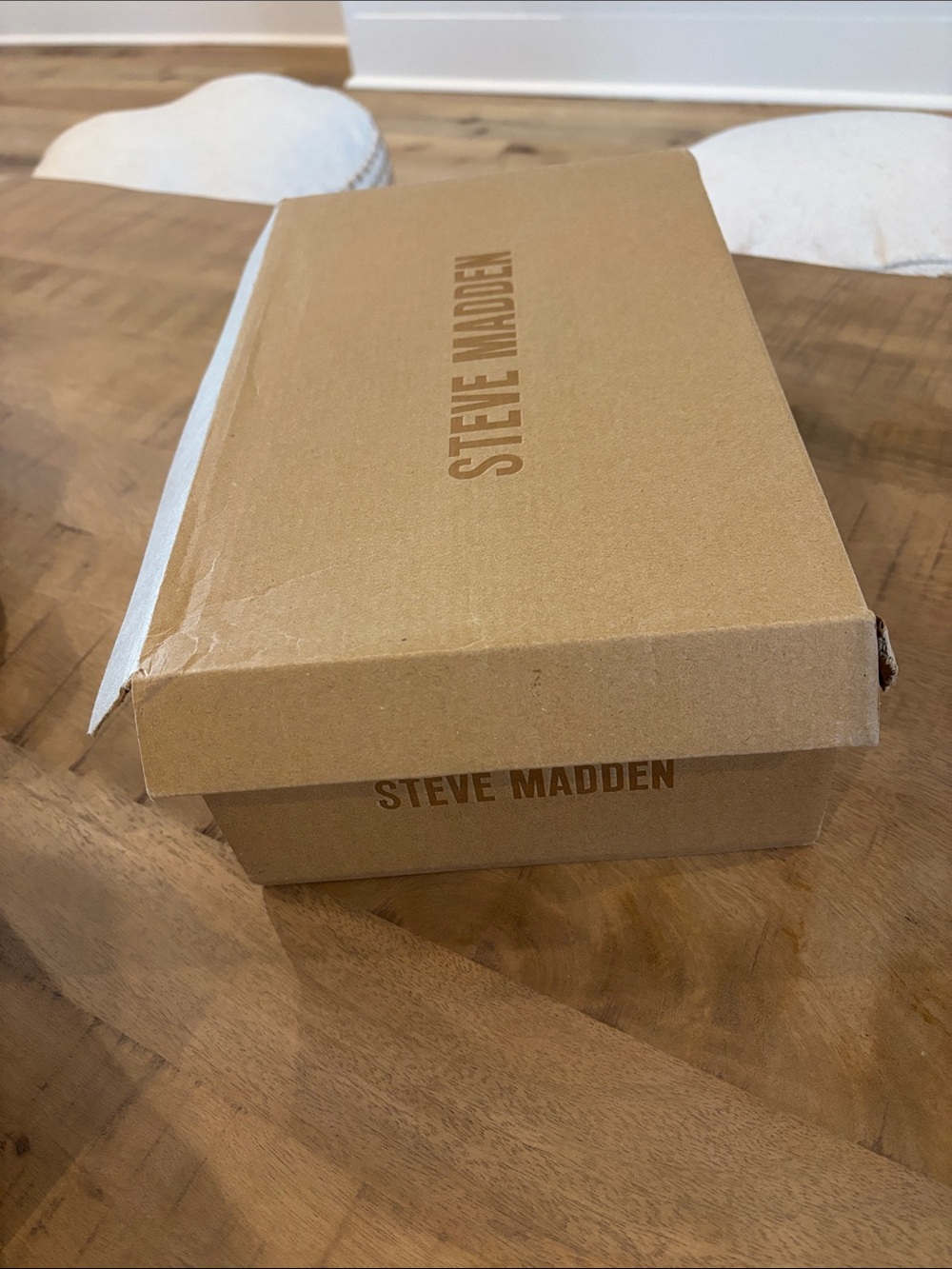Steve Madden Madrid Sneaker Shoes in Bone Leopard Print 8.5 M New in Box NWT - Picture 7 of 7